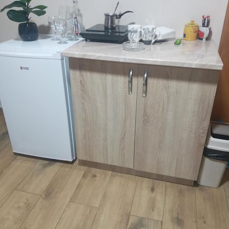 Aris Lux Apartment Nis Luaran gambar